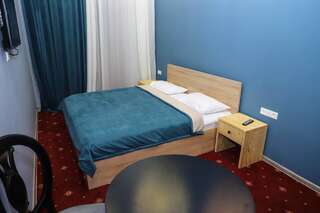 Отель Araks Hotel Complex Гюмри Двухместный номер Делюкс с 1 кроватью или 2 отдельными кроватями-1
